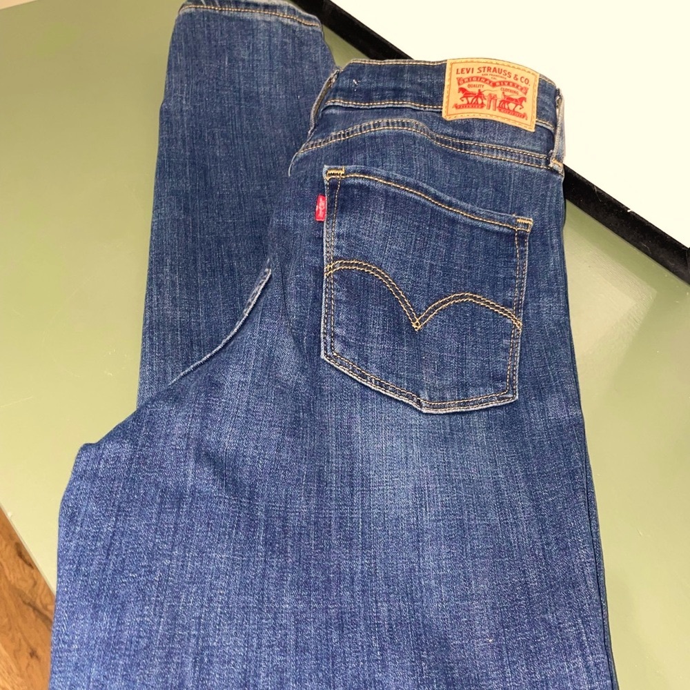 Levi's Dark Blue High Rise Skinny Jeans